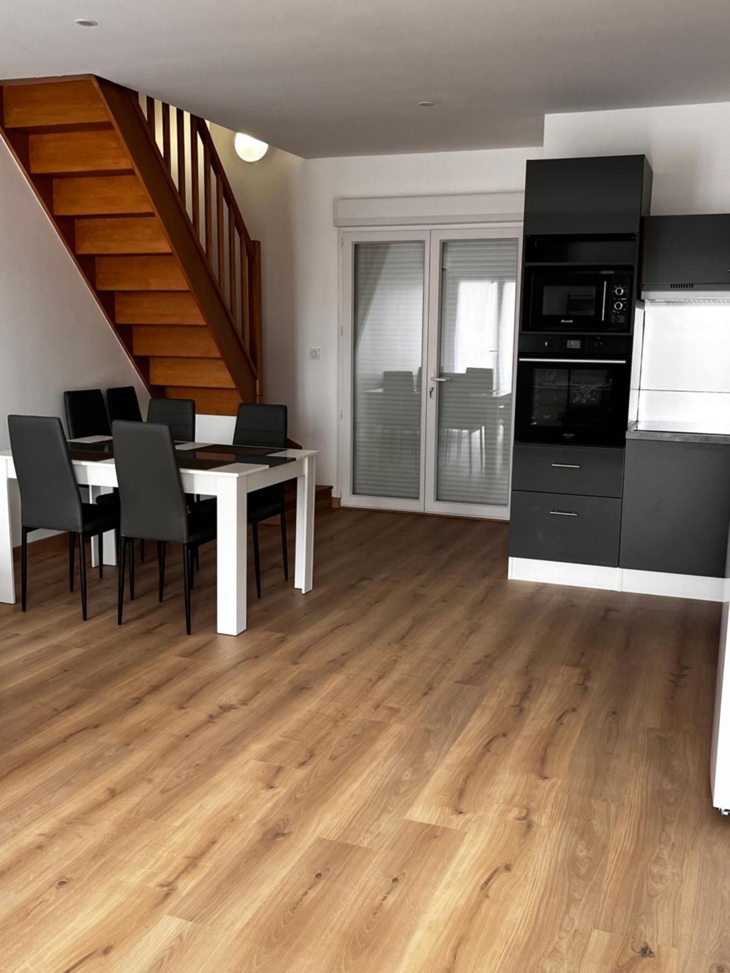 Edendebruges Apartment Bagian luar foto