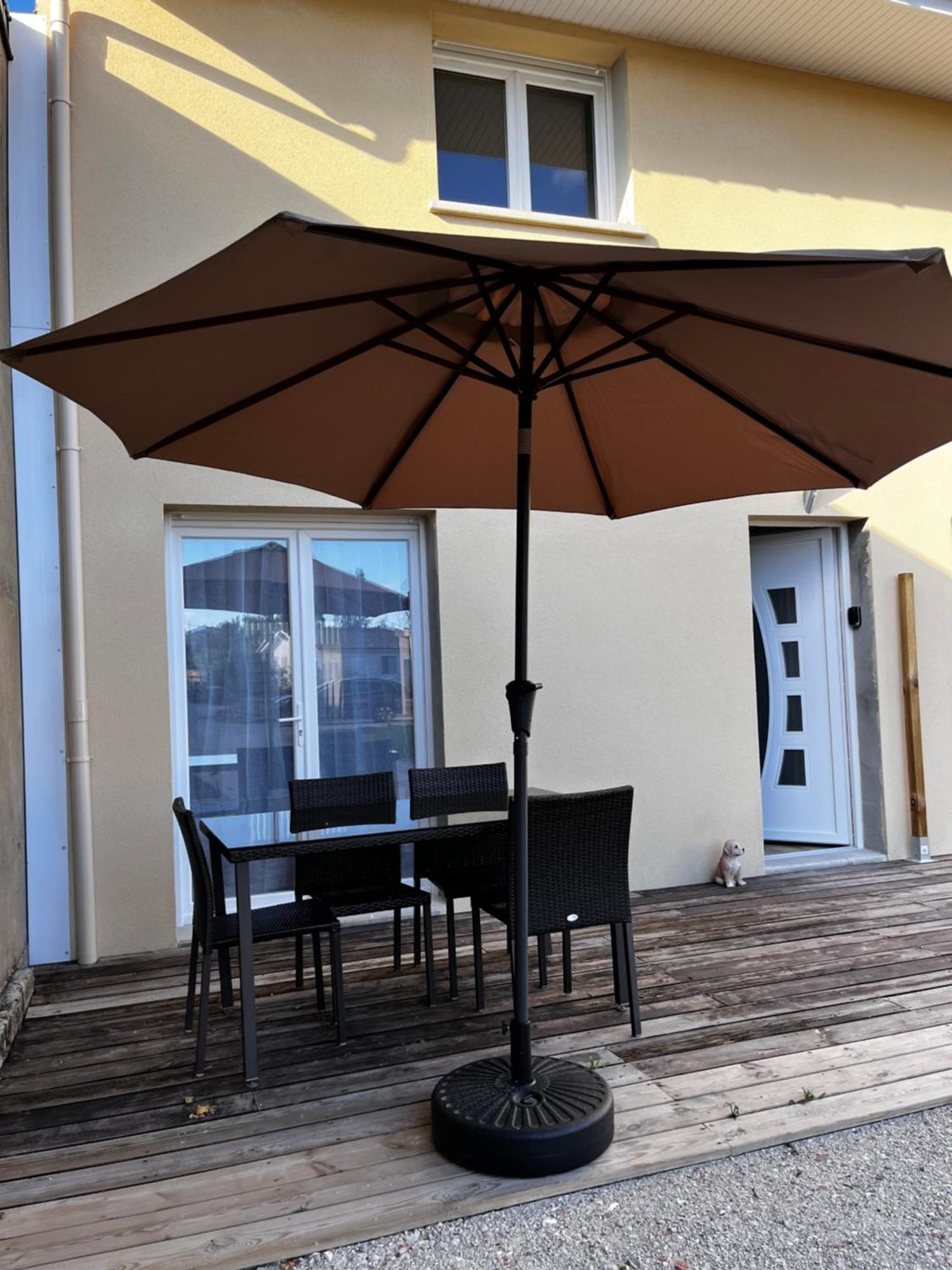 Edendebruges Apartment Bagian luar foto